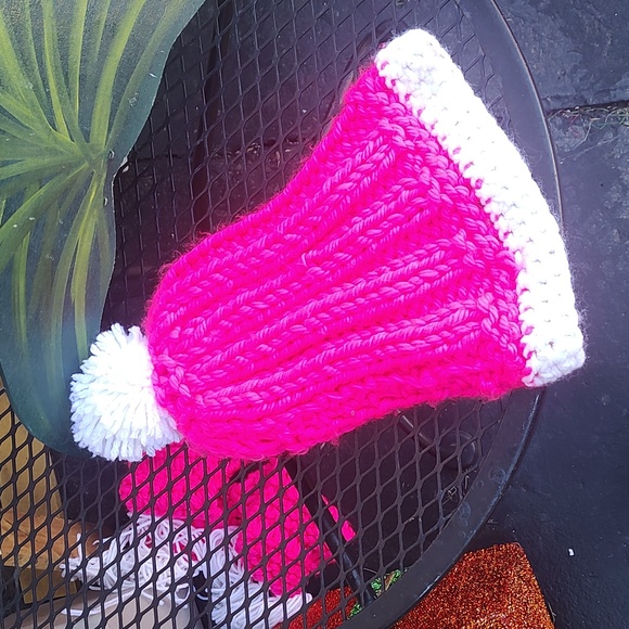 Scarf/Hat - Picture 5 of 8